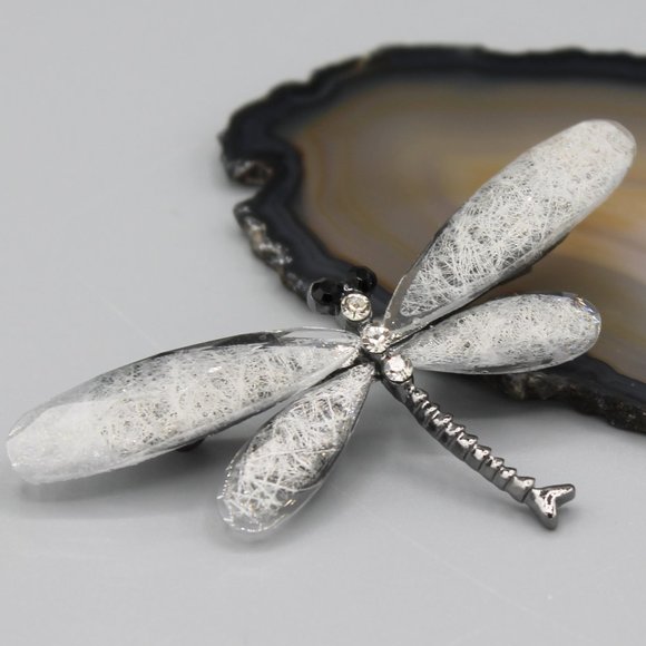 Dragonfly symbol of change gray pin brooch - Picture 2 of 6